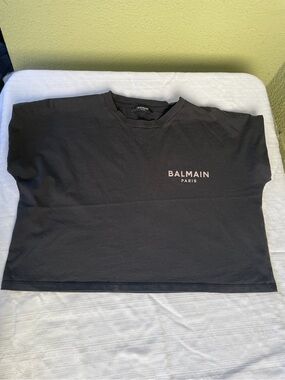 Balmain Paris Black cropped Crewneck Shirt